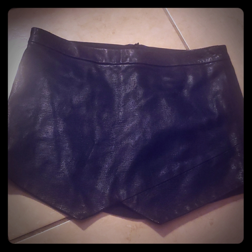 Black mini skirt